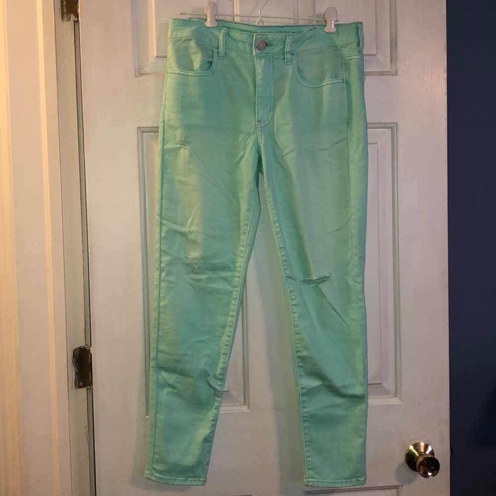 American Eagle Seafoam Green Ripped Jeggings